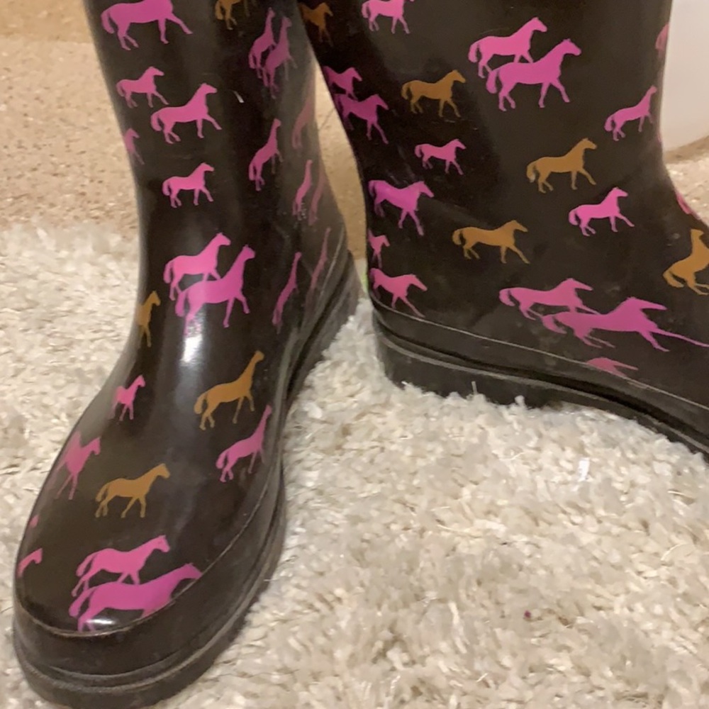 Rain boots